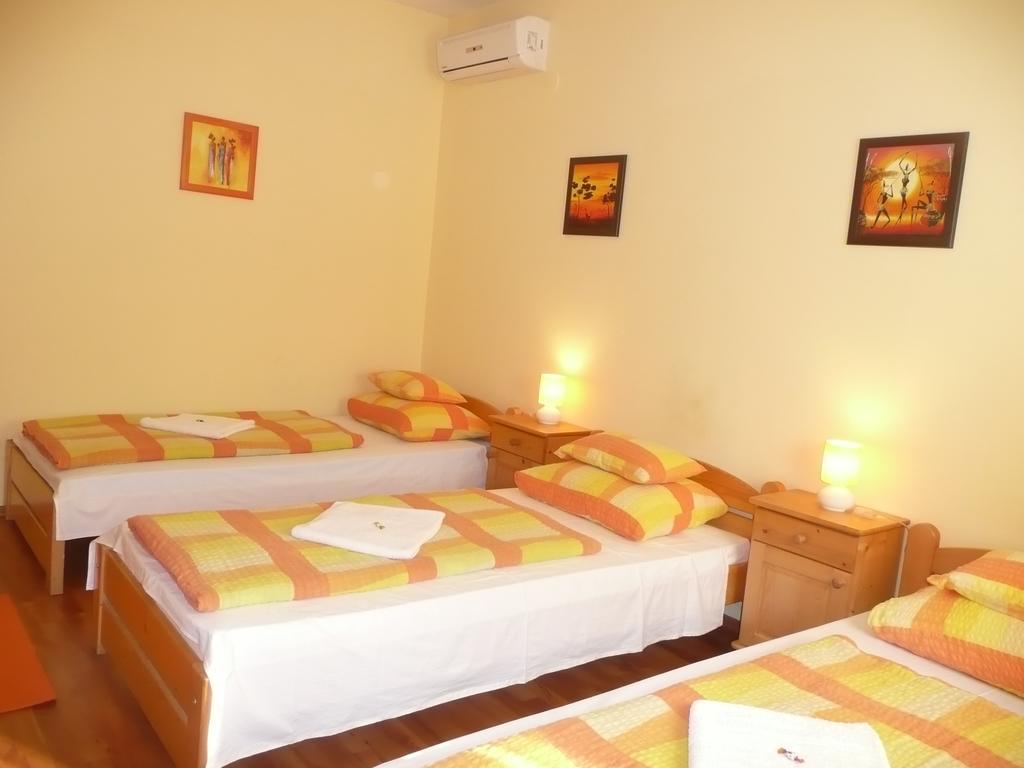 Hotel Kincses Vendeghaz Debrecín Pokoj fotografie